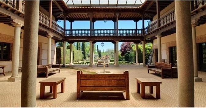 Casa Palacio Toledo Puy Du Fou Extérieur photo